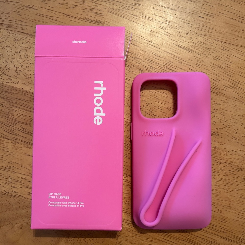 Rhode iPhone 14 Pro Lip Case